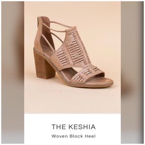 Mi.iM Keshia Leather Open Toed Sandals